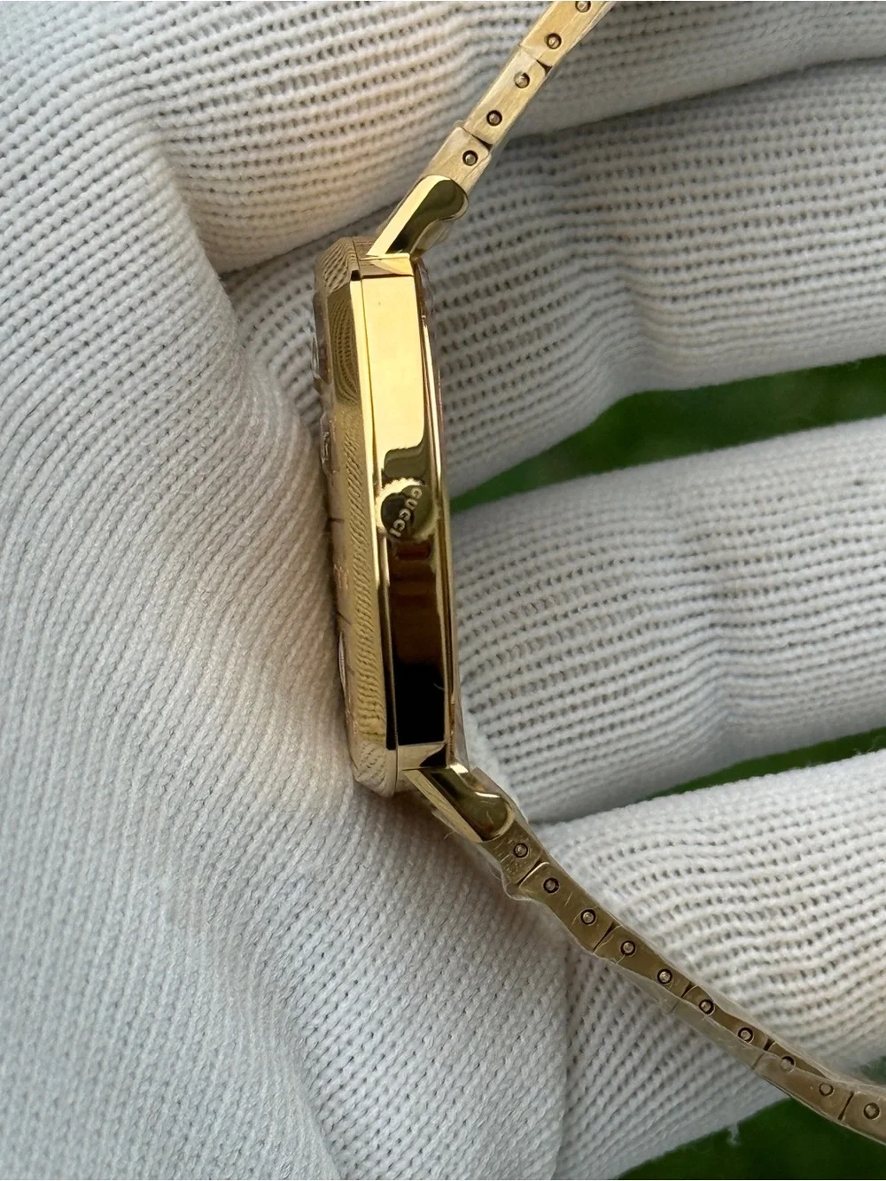 Gucci gold tone